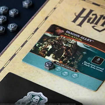 Harry Potter Hogwarts Battle Deck Building Game