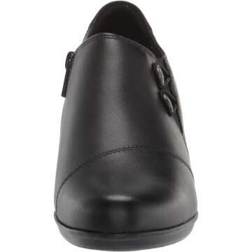 Clarks Women's Warren Slip-On Loafer - Comfort & Style
