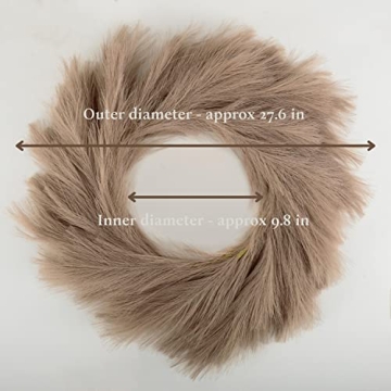 Charming Pampas Grass Wreath for Year-Round Decor