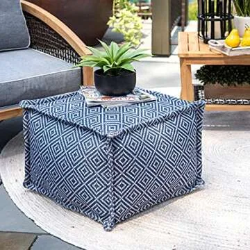 nuLOOM Amalfi Aztec Print Outdoor Ottoman Pouf