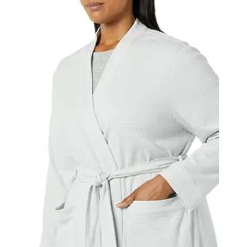 Amazon Essentials Women's Lightweight Waffle Mid-Length Robe (Available in Plus Size), Light Grey, Large