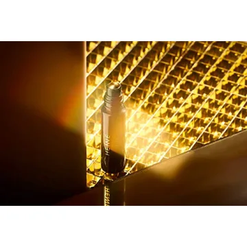 Henné Organics Lip Serum - Natural Antioxidant Hydrating Treatment