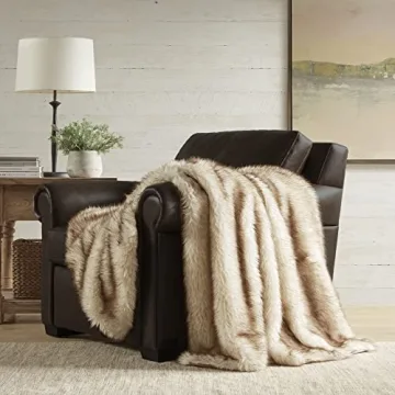 Hyde Lane Faux Fur Throw Blanket - Luxury Cozy Gift