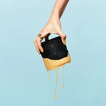 Capri Blue Gilded Muse Candle - Volcano Scented Soy Wax