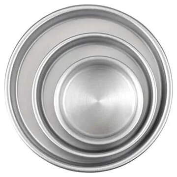 Wilton Aluminum Round Cake Pans, 3-Piece Set with 8-Inch, 6-Inch and 4-Inch Cake Pans