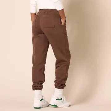 Amazon Essentials Women's Cozy Relaxed Jogger Pants