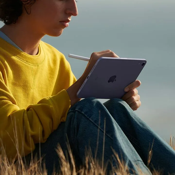 Renewed 2021 iPad Mini 6 - 64GB Wi-Fi Starlight