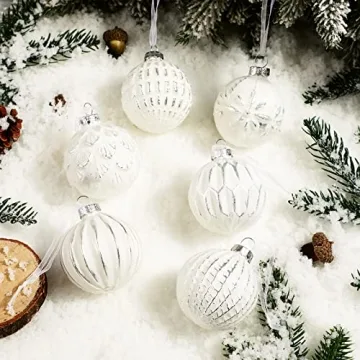 Elegant Vintage Christmas Ornaments - Set of 6 Decorative Balls