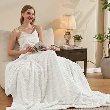 KMUSET White Fleece Blanket for Couch - Super Soft Cozy Luxury Throw Blankets for Women, Beautiful 3D Jacquard Gift Blanket for Girls, 50 x 60 Inches