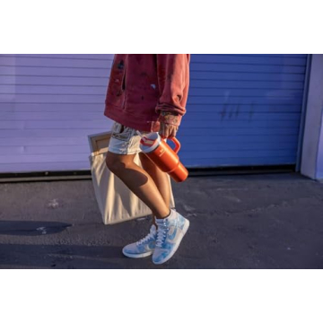 Stanley Quencher H2.0 FlowState Tumbler with Lid and Straw