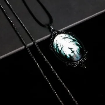 Gothic Necklace - Stylish Accessory for Women