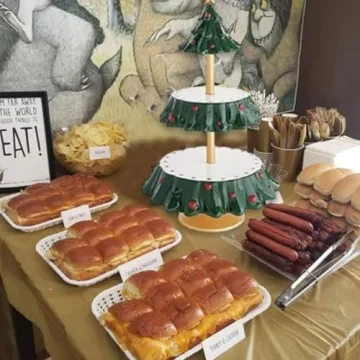 Amosfun Christmas Tree 2-Tiered Cupcake Stand for Events