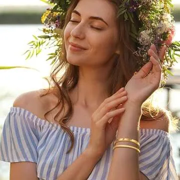 MPRAINBOW Gold Bracelets for Women, 2Pcs 18K Gold Plated Love Cubic Zirconia Bangle Crystal Friendsh...