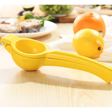 Manual Citrus Lemon Squeezer for Quick Juice Extraction