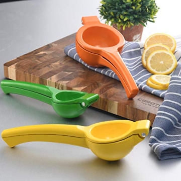 Manual Citrus Lemon Squeezer for Quick Juice Extraction
