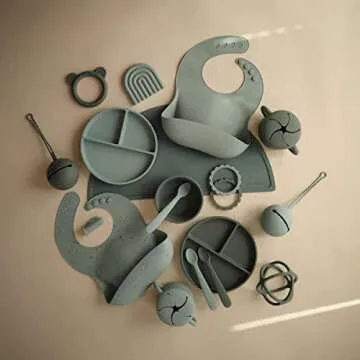 mushie Silicone Suction Plate | BPA-Free Non-Slip Design (Dried Thyme)