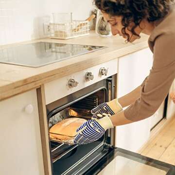 Premium Heat Resistant Oven Gloves for Grilling and Baking, 540°F