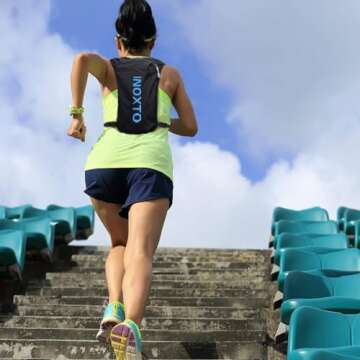 INOXTO Running Hydration Vest Backpack,Lightweight Insulated Pack with 1.5L Water Bladder Bag Daypack for Hiking Trail Running Cycling Race Marathon for Women Men (Black Blue)