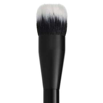 NYX Dual Fiber Brush for Seamless Makeup Blending