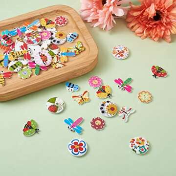 300Pcs Painted Wooden Buttons Insect Theme Poplar Wood Buttons Flower Dragon Fly Butterfly Bee Ladybugs Round Sewing Buttons with Floral Patterns for DIY Sewing Process Decoration