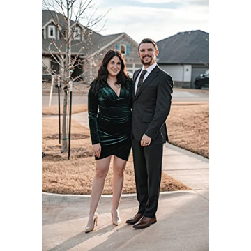 Emerald Green Velvet Dress for Women - Elegant & Stylish