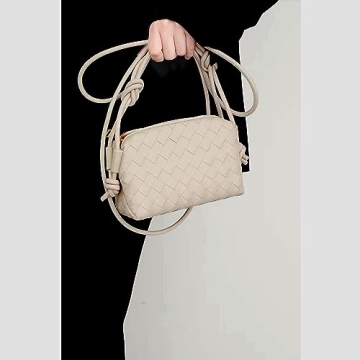 Stylish Woven Crossbody Bag for Women - Versatile & Chic