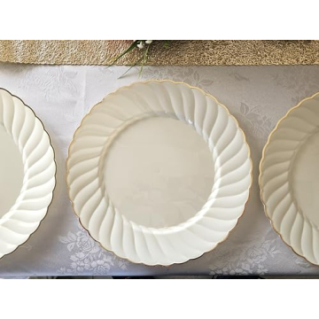 Elegant Plastic Disposable Plates for Any Occasion