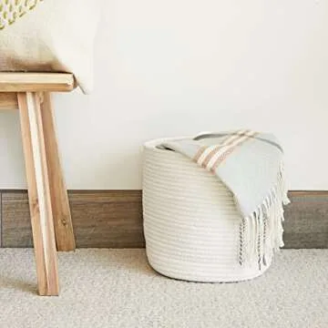 Juvale 2 Pack White Woven Basket Planters for Indoor Plants with Plastic Liner, Bohemian Style Decorative Storage for Home (11 in)