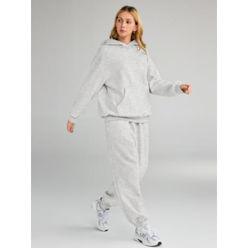 AUTOMET Oversized Women’s Sweatsuits for Fall Fashion