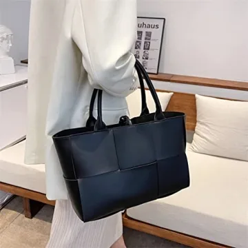 Stylish Women's Vegan Leather Woven Shoulder Bag with Clutch