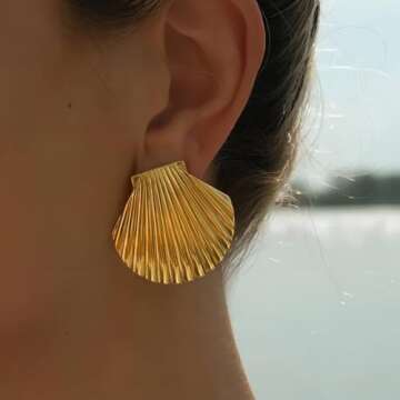 GREICHFAN Big Shell Stud Earrings Gold Large Seashell Conch Earrings Beach Earrings for Women Girls