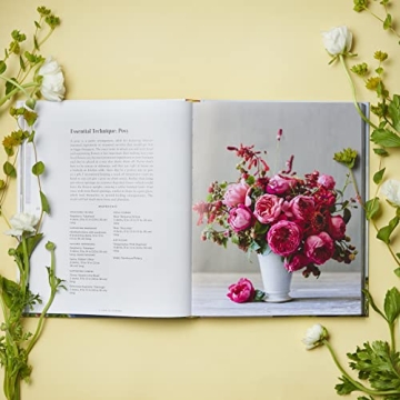 Floret Farm’s A Year in Flowers Guide for Floral Design
