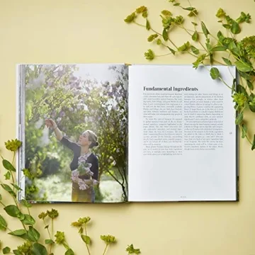 Floret Farm’s A Year in Flowers Guide for Floral Design