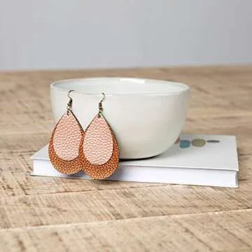 Aleene's Leather & Suede Glue - 4oz Crafting Adhesive