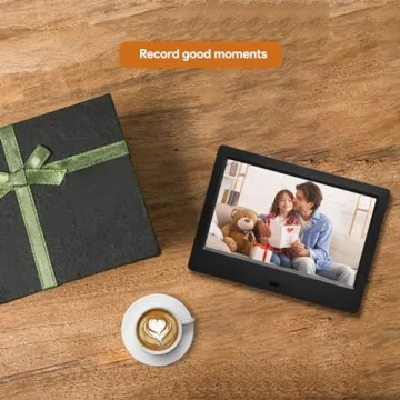 PiPivision 7-inch Digital Photo Frame with Remote Control