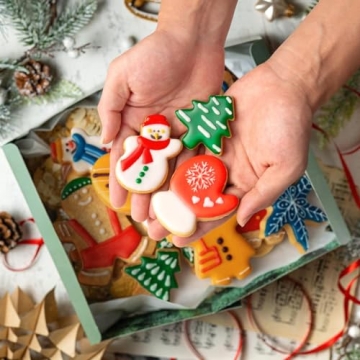 18-Piece Christmas Cookie Cutter Set for Festive Baking