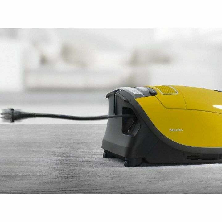 Miele C3 Calima HEPA Vacuum + Turbobrush Bundle