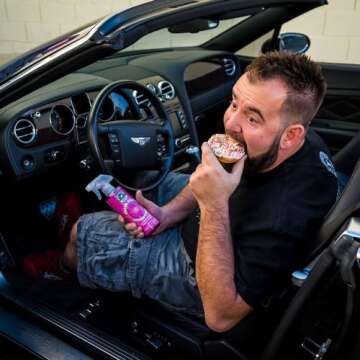 Chemical Guys AIR23316 Fresh Glazed Doughnut Scent Premium Air Freshener and Odor Eliminator, (Great for Cars, Trucks, SUVs, RVs, Home, Office, Dorm Room & More) 16 fl oz