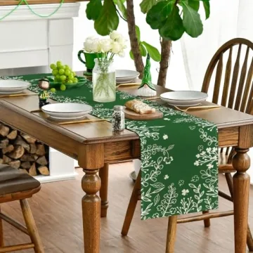 Artoid Mode Table Runner for St. Patrick's Day Decoration