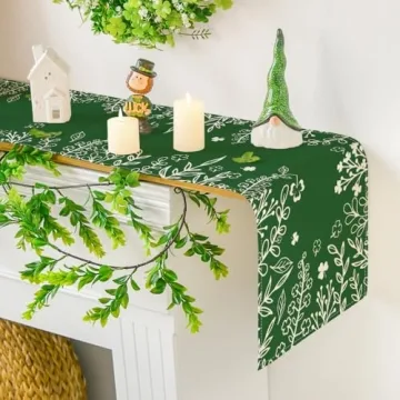 Artoid Mode Table Runner for St. Patrick's Day Decoration