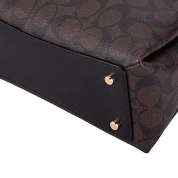 Stylish Coach Mini Lillie Carryall for Every Occasion