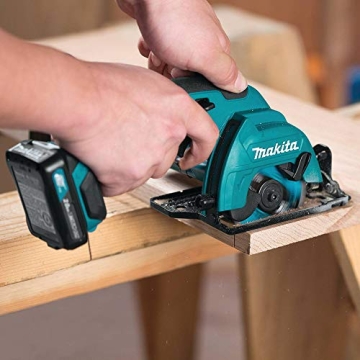 Makita 12V CXT Cordless Circular Saw for Precision Cuts