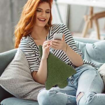 Festive Throw Pillow, Realistic Christmas Tree Shaped Pillow, Comfortable Seasonal Decor Pillow with Padding Inside, Plush Christmas Pillow for Mothers, Girlfriends, Sisters, Friends, and More