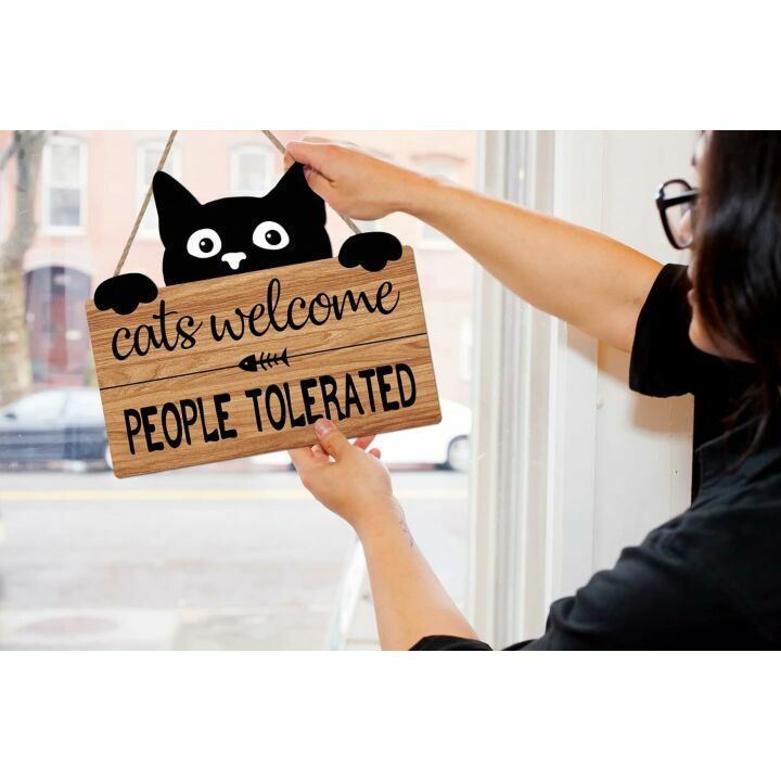 Funny Cat Welcome Sign for Pet Lovers
