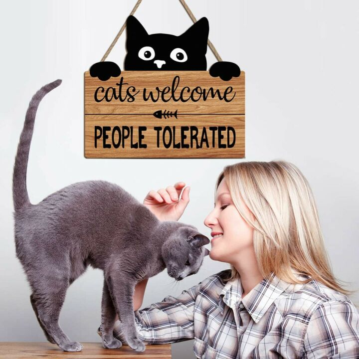 Funny Cat Welcome Sign for Pet Lovers