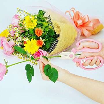 Sakagen Hand Creation Old Manners Pink F-170 Knife - Precision Craftsmanship