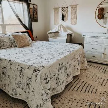 Paseo Road by HiEnd Accents Ranch Life Western Bedding, 3 Piece Full Queen Size Quilt Set, White Black Cow Cowboy Longhorn Horse Print Western Bed Set, Cotton Rustic Southwest Quilt with Pillow Shams