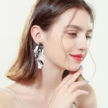 Stylish Seakuur Geometric Texture Earrings for Women