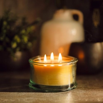 Elegant 3-Wick Unscented Beeswax Candle in Glass