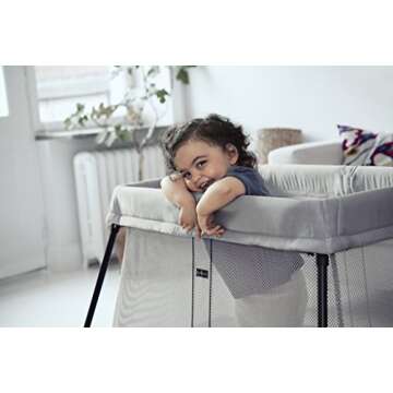 BABYBJORN Travel Crib Light - Silver + Fitted Sheet Bundle Pack